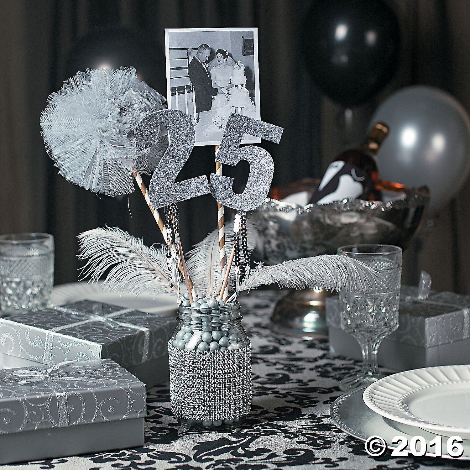 25th Wedding Anniversary Decoration Ideas