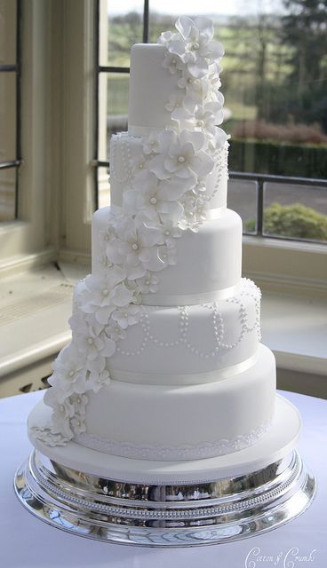 All White Wedding Cake Ideas