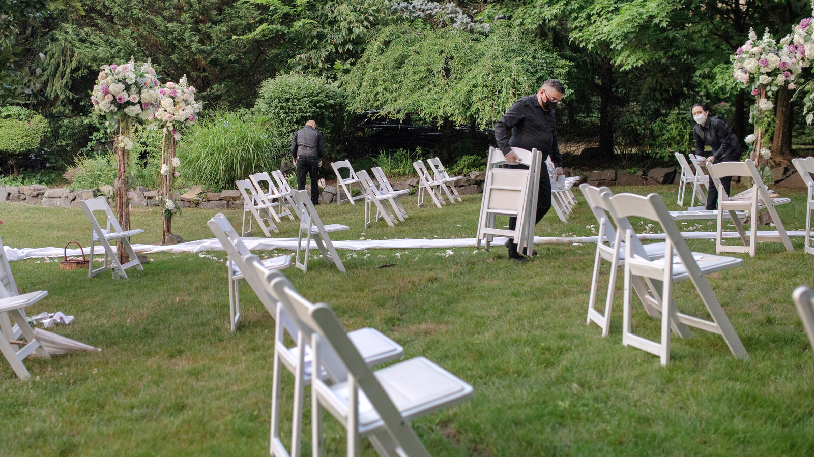 Backyard Wedding Ideas During Covid