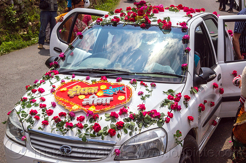 Indian Wedding Car Decoration With Rose